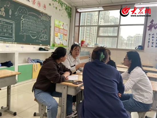 最美教师|奎文区孙小芳老师:爱洒教坛心不悔,润无声处铸师魂