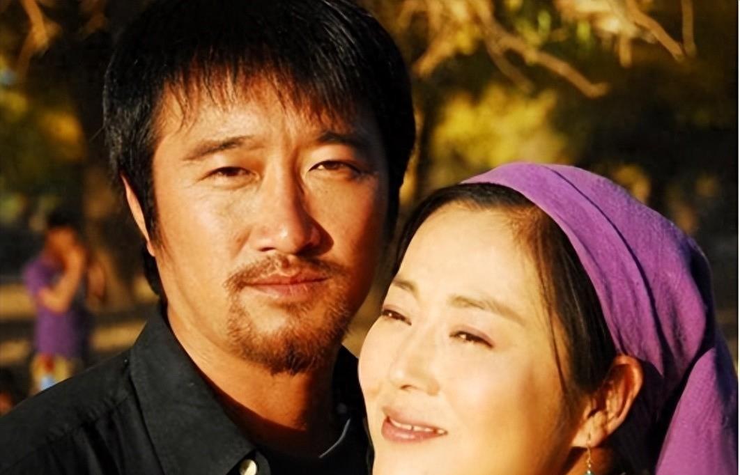 王茜华与周京离婚20年,她嫁导演舍命产子,他娶小6岁知识女性