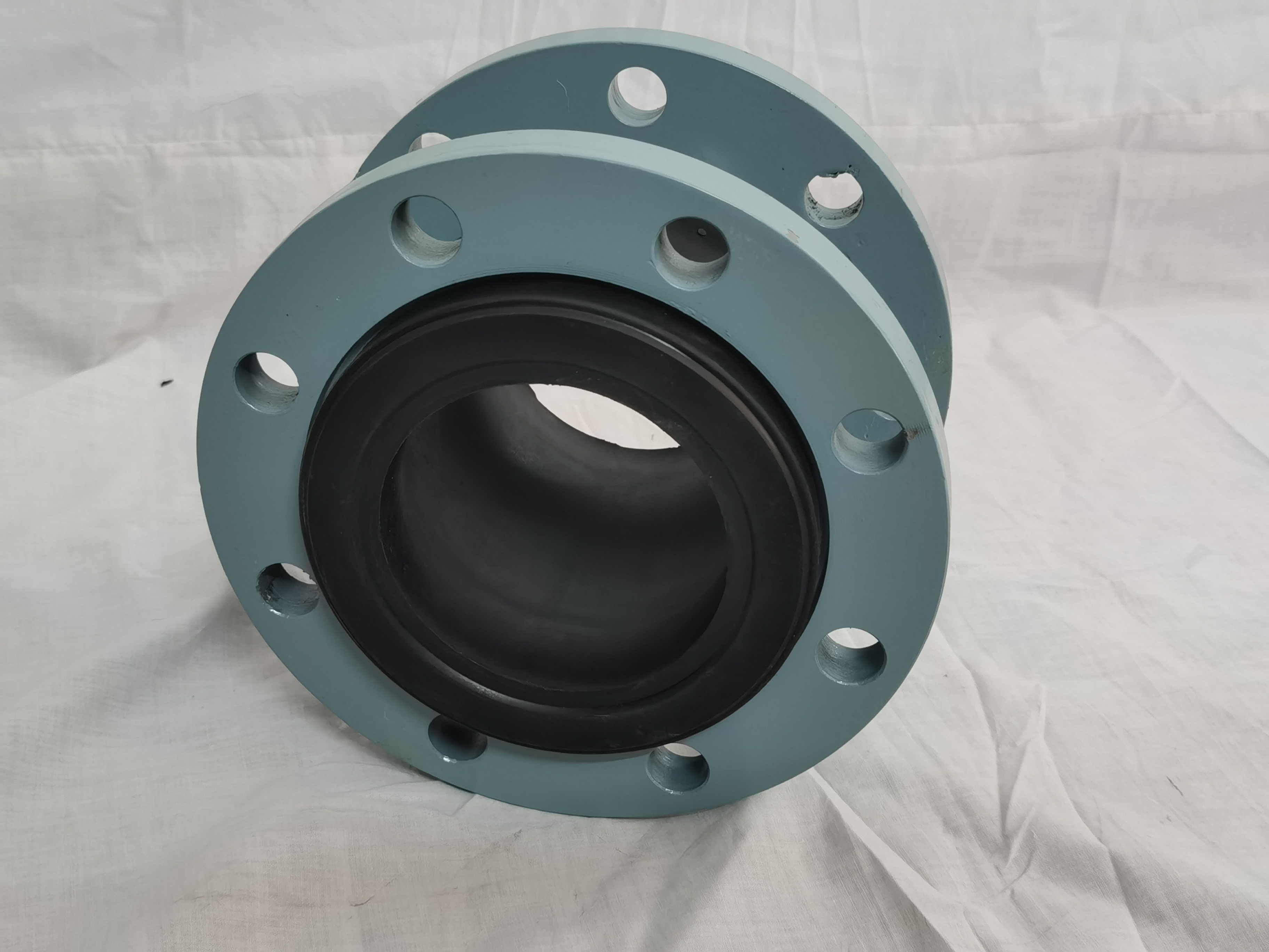 许多因素决定了橡胶接头的寿命