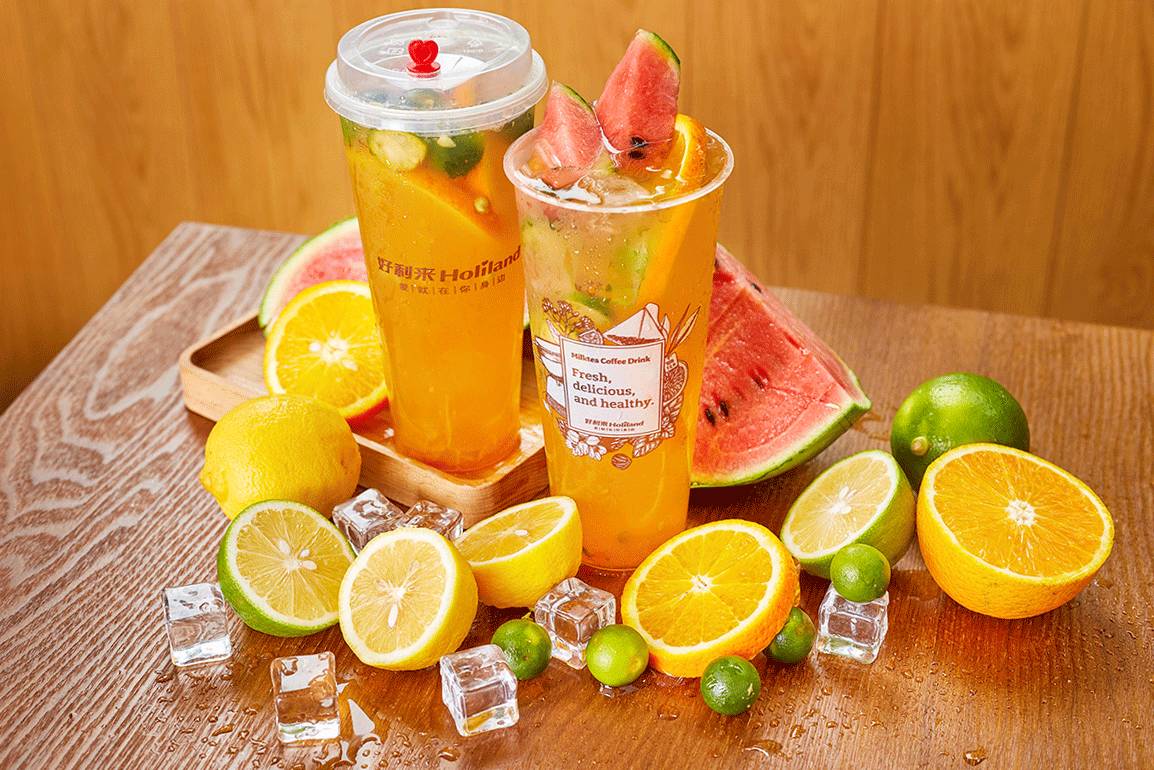 健康时代的趋势下,茶理王子的水果鲜茶似乎更胜一筹