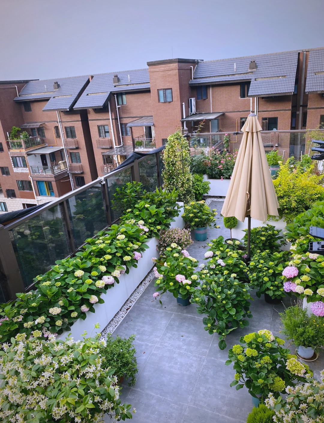 露台设计的巧妙之处,让顶楼成为人们心仪之选