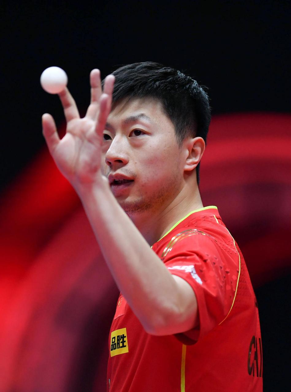 有人质疑马龙不会逆旋转发球? 答:会,但是不精.