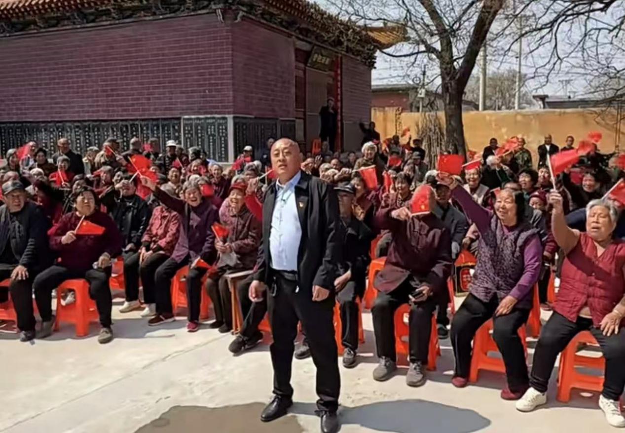 安阳市殷都区水冶镇：小小食堂暖夕阳 民生服务显担当 - 图1