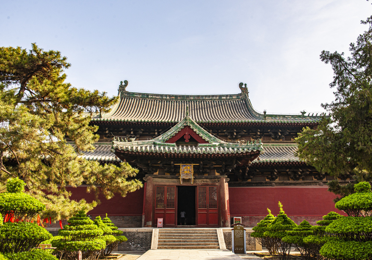 春天里的河北正定隆兴寺