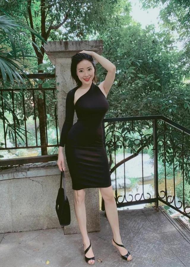 风波再起,刘强东美国事件的女主角到底为何方神圣?