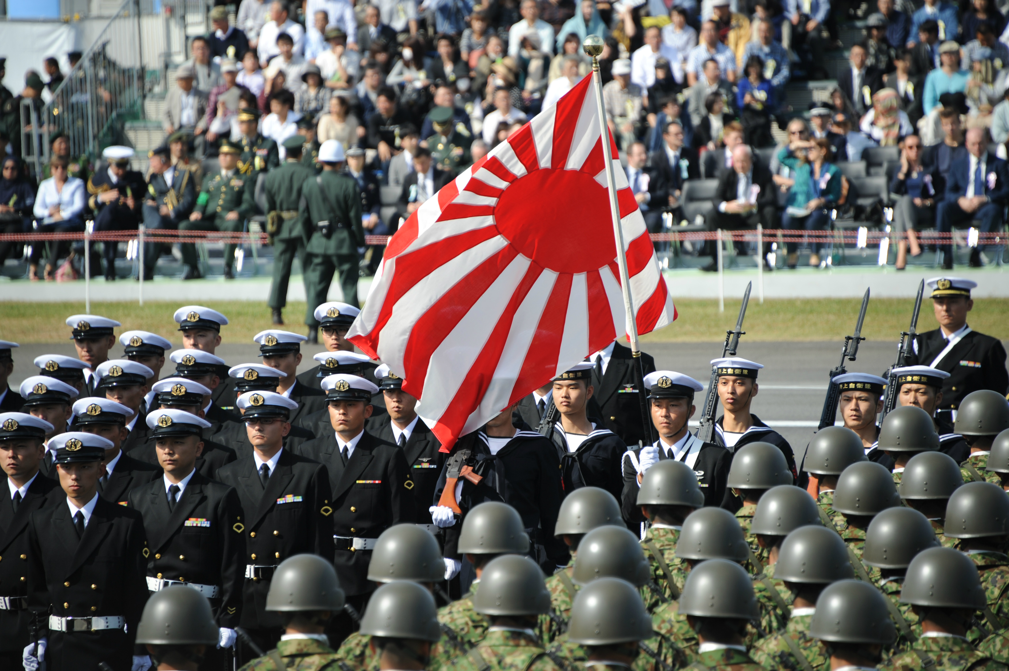 环球深壹度|日本内阁大换血不改修宪扩军野心