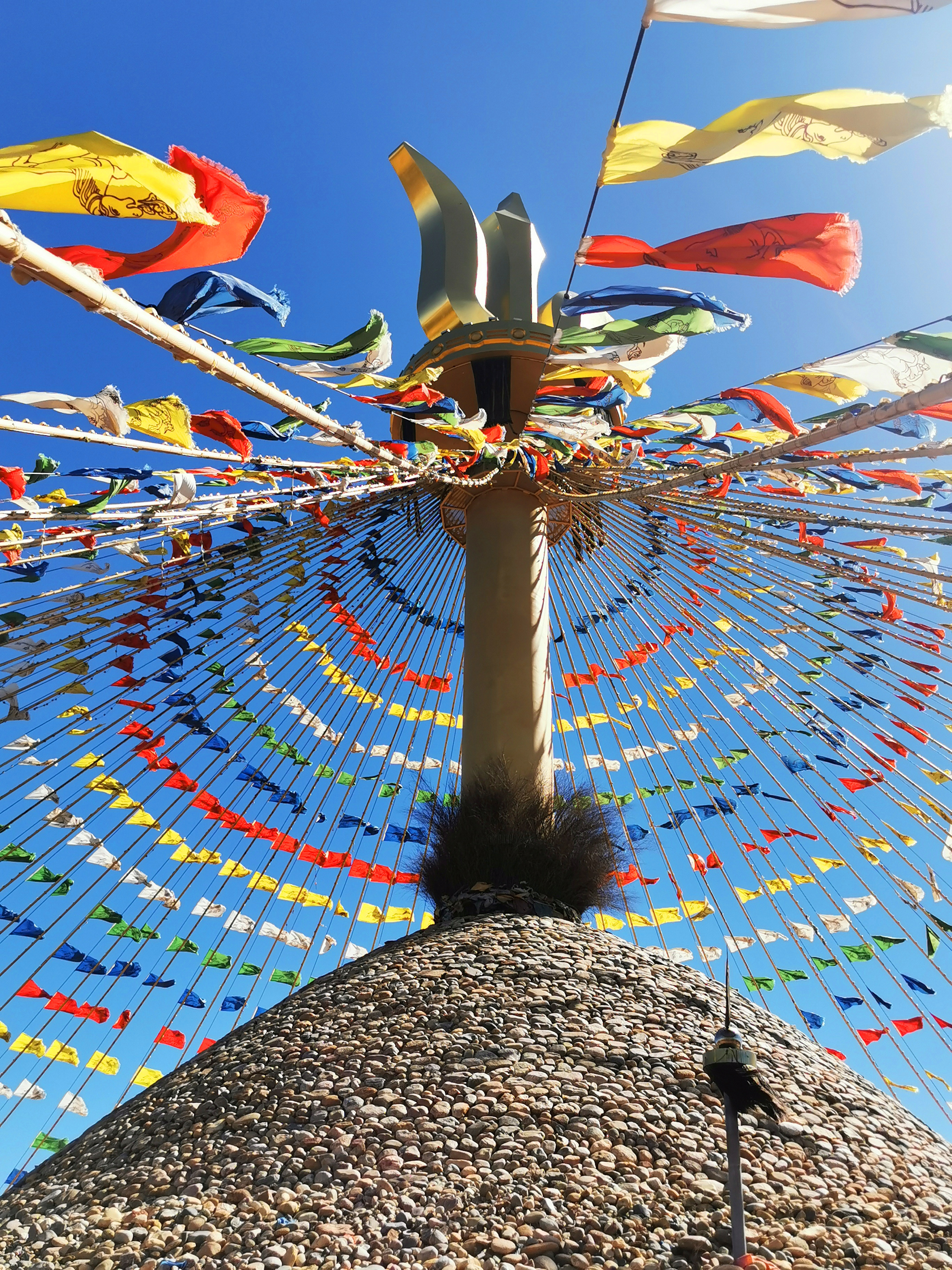 "中国第一敖包"——康巴什伊克敖包,领略蒙古族文化的艺术殿堂