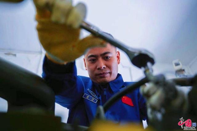 "电源医生"姜坤——十六年匠心守护通信心脏