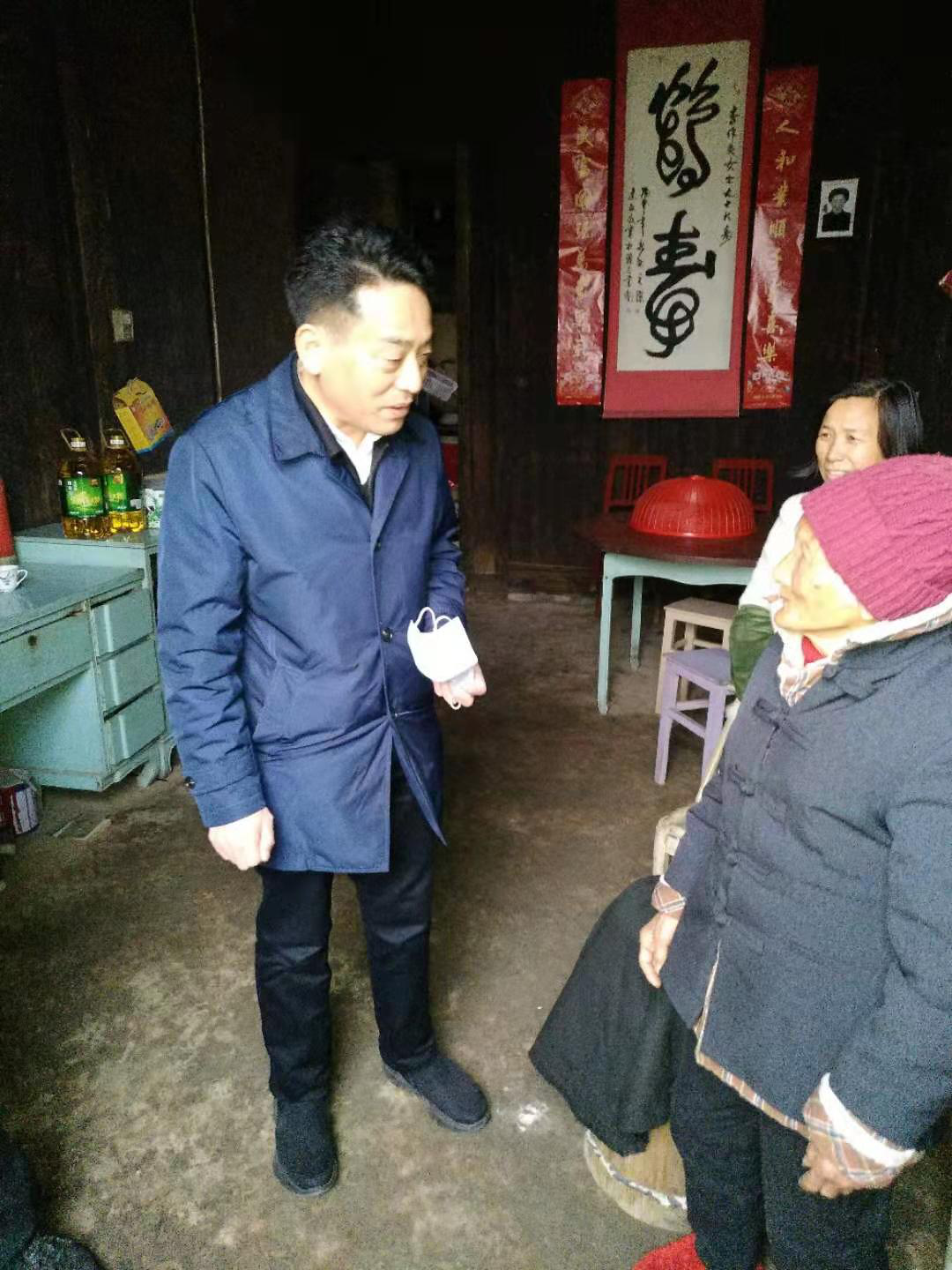 肖秋根深入罗坊镇督导村(社区)"两委"换届选举工作