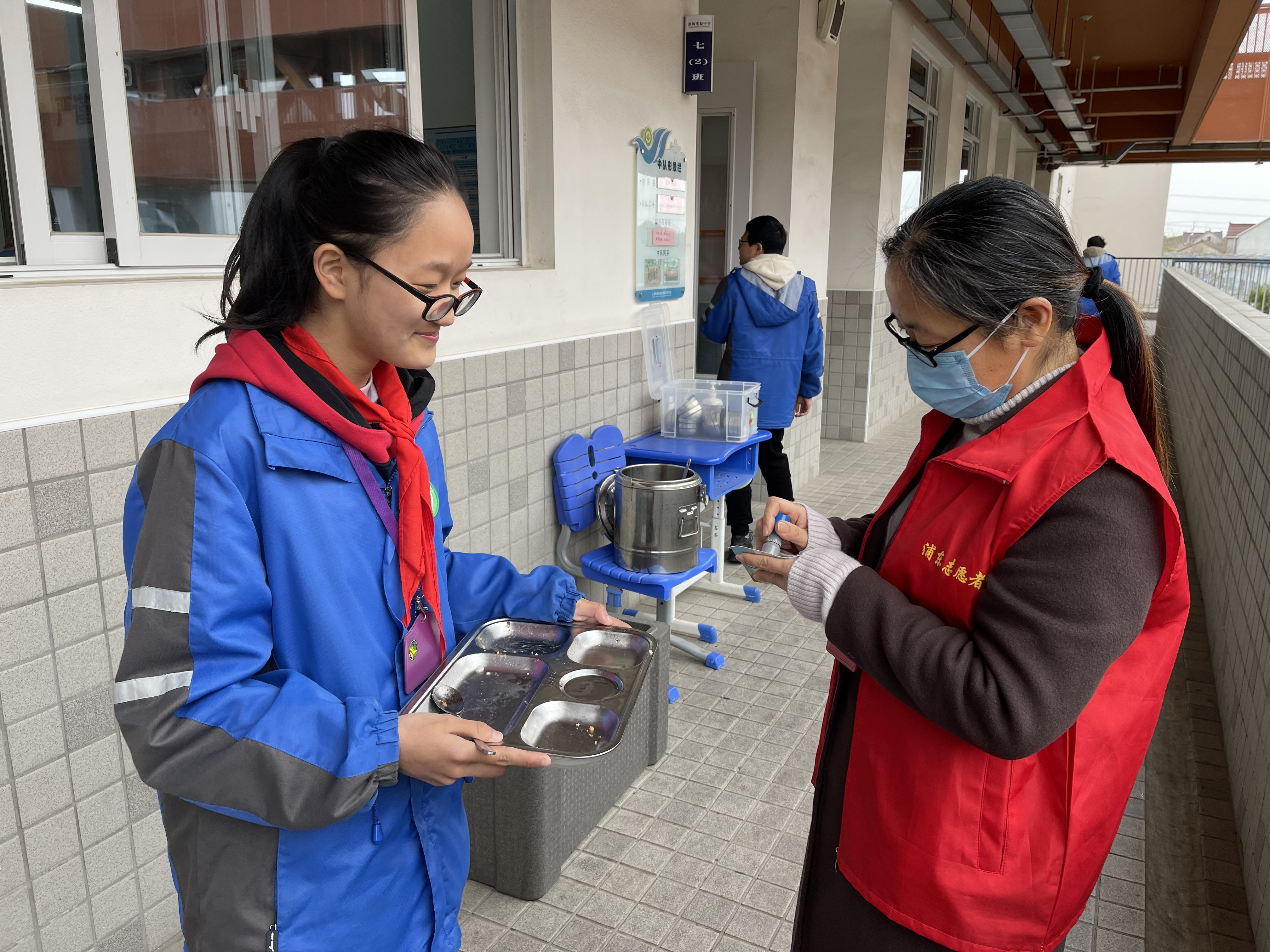 上海新场实验中学:共创上海市文明校园