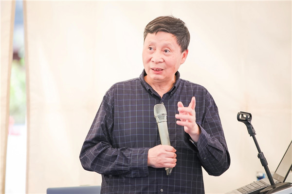 云南财经大学房地产与土地政策研究中心主任张洪教授