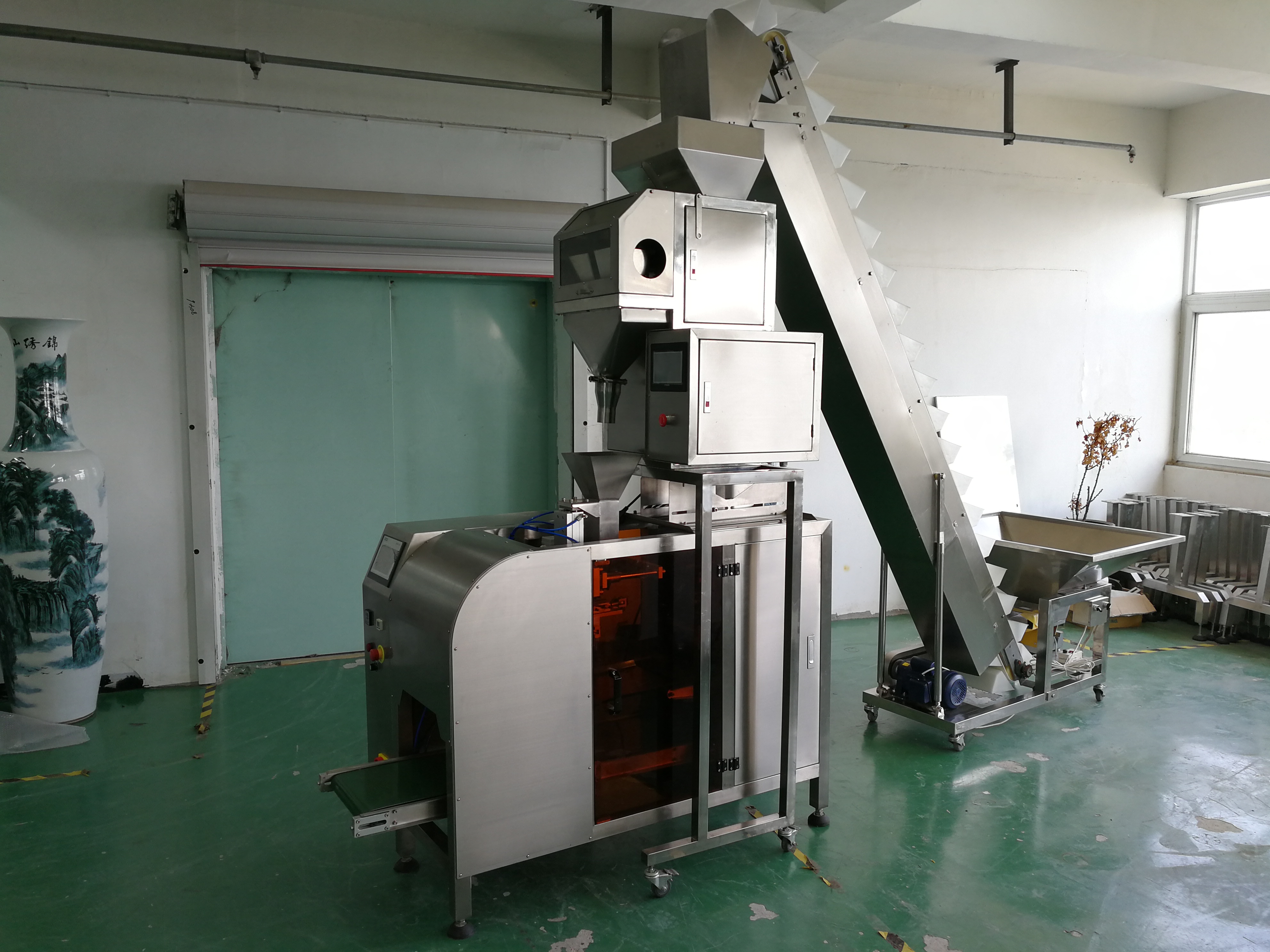 汤圆包装机械设备-全自动汤圆包装生产线