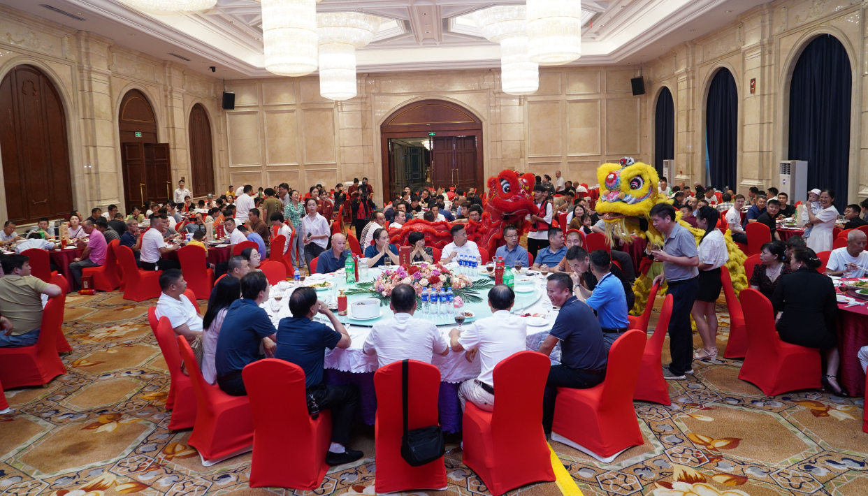 祝贺春阳家具集团开业盛典暨品牌发展峰会取得圆满成功