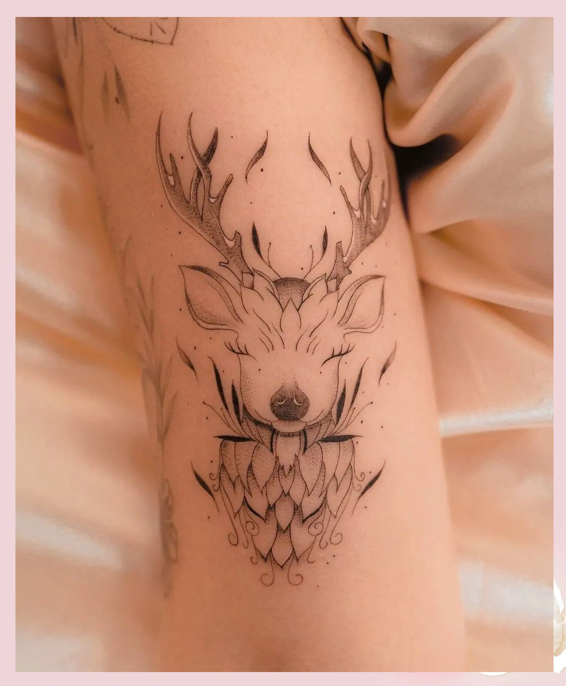 鹿头纹身的吉祥寓意,东西方文化中的幸运象征