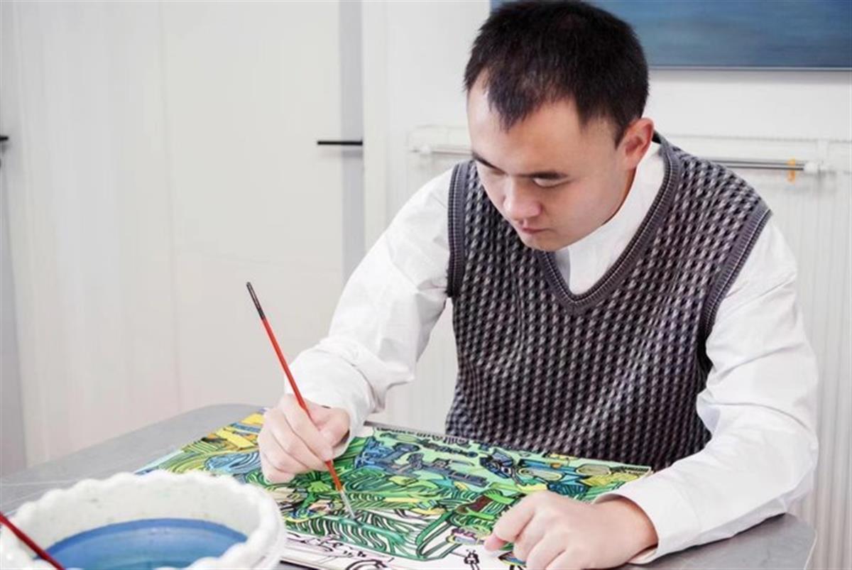 世界孤独症关注日武汉这位来自星星的画家为流浪猫作画传递爱心