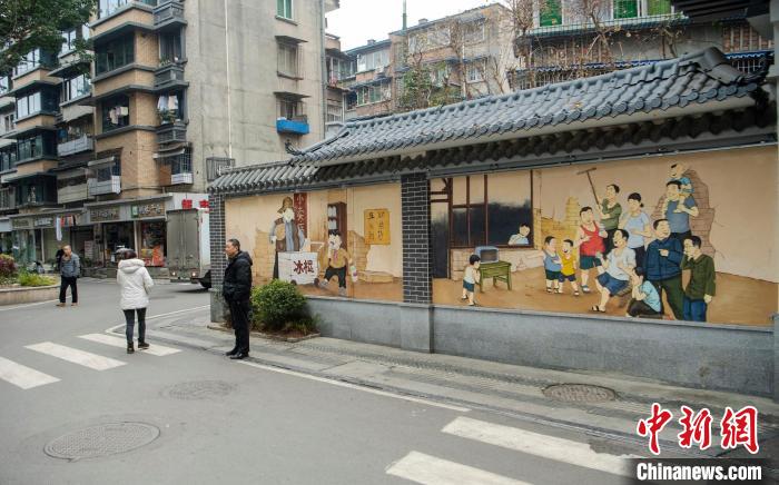 成都老旧小区新春"焕新颜"