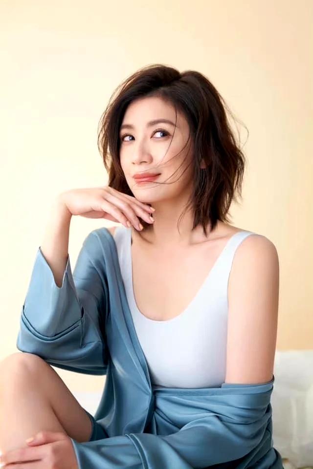 贾静雯泳装写真大赏,小个子女星中她应该是最美的那一列