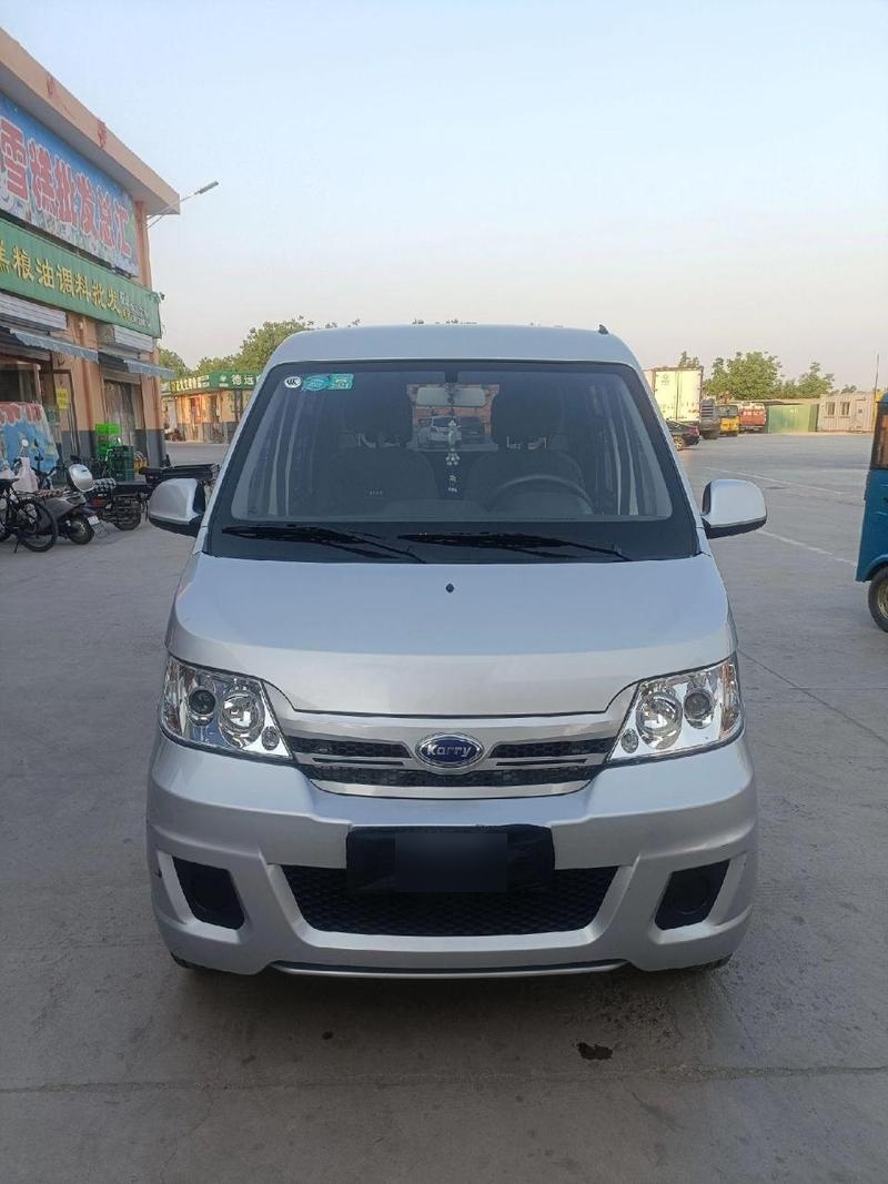 新买的开瑞优劲双排加长2.5米,昨天提的车还没挂牌