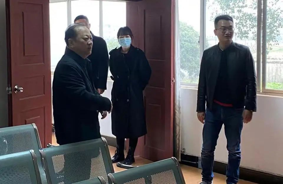 荆州中院副院长张运平到石首法院调研法庭工作