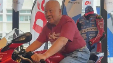 中国制造100分！张雪冠军车型香港首秀引爆车圈：82岁摩友激情下单