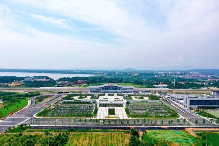 浙报整版丨安吉县天子湖镇:望山见水 描绘新时代"田园栖居图"