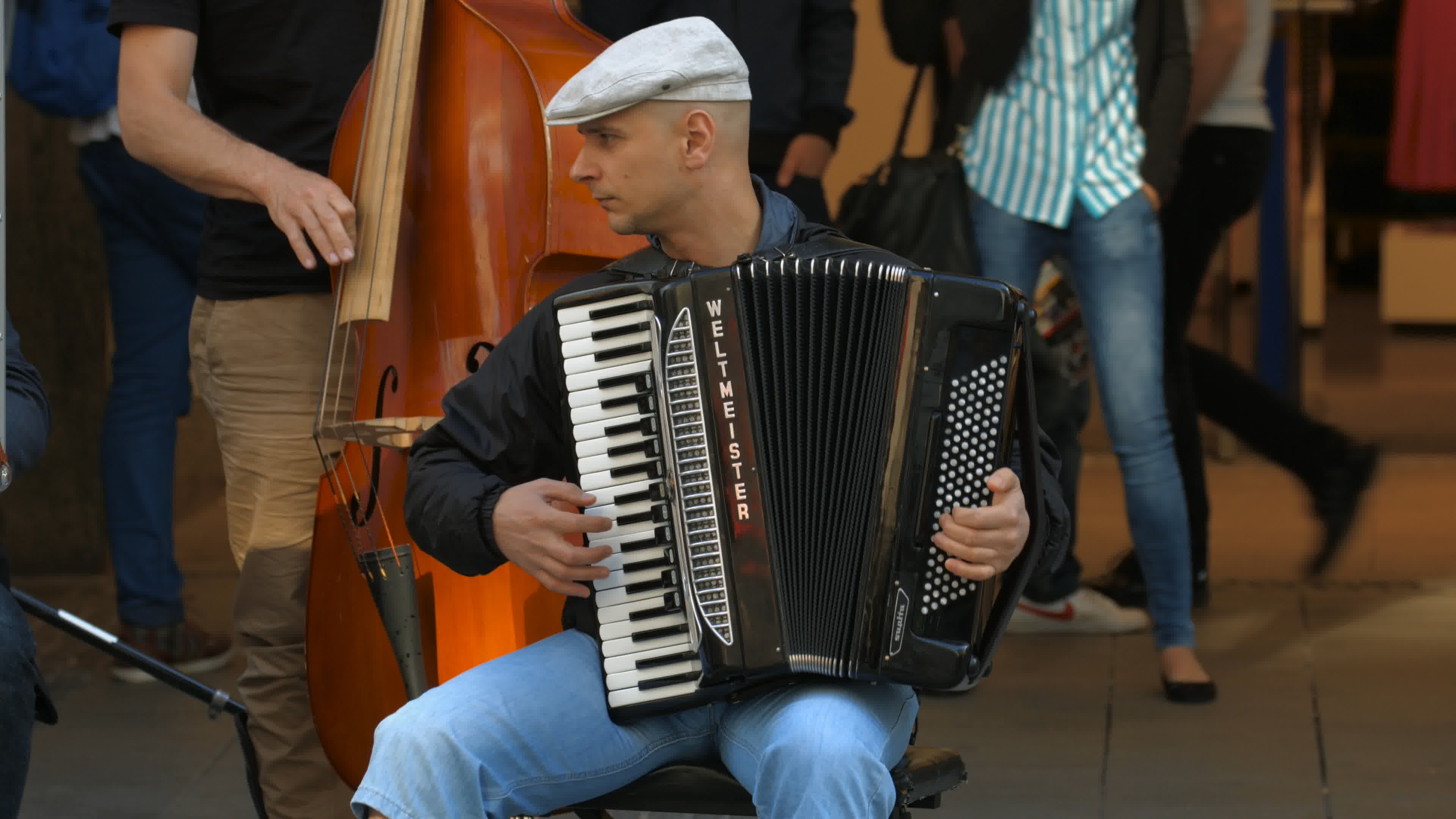 古巴之旅:一个充满魔幻热情的神秘国度,人均月收入300元人民币