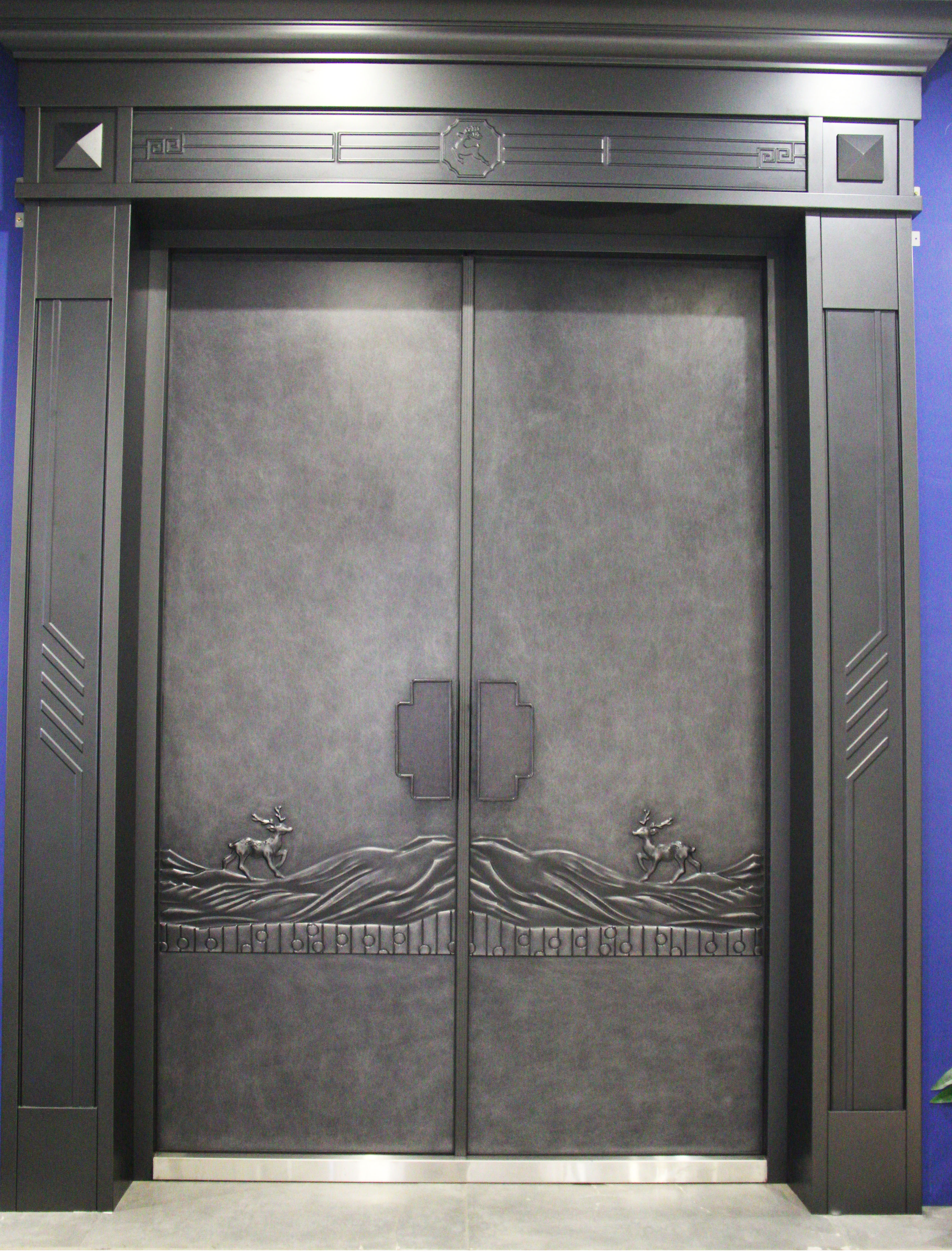 富贵龙新品小鹿门 别墅门,非标门十大品牌,铸铝门十大品牌厂家