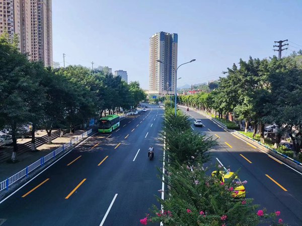 沙坪坝:212国道井双段道路换新 提升城市品质