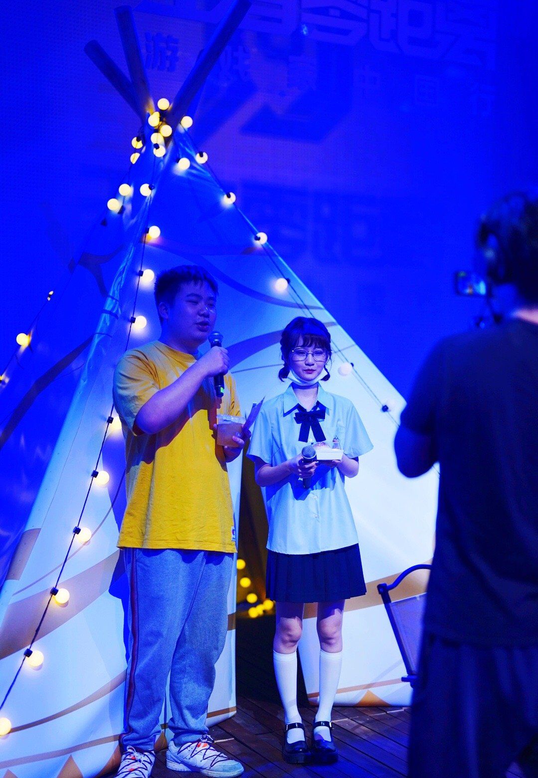 王者零距离:"果盘先生"小乃丸,rw渡劫助阵,与策划面对面交流