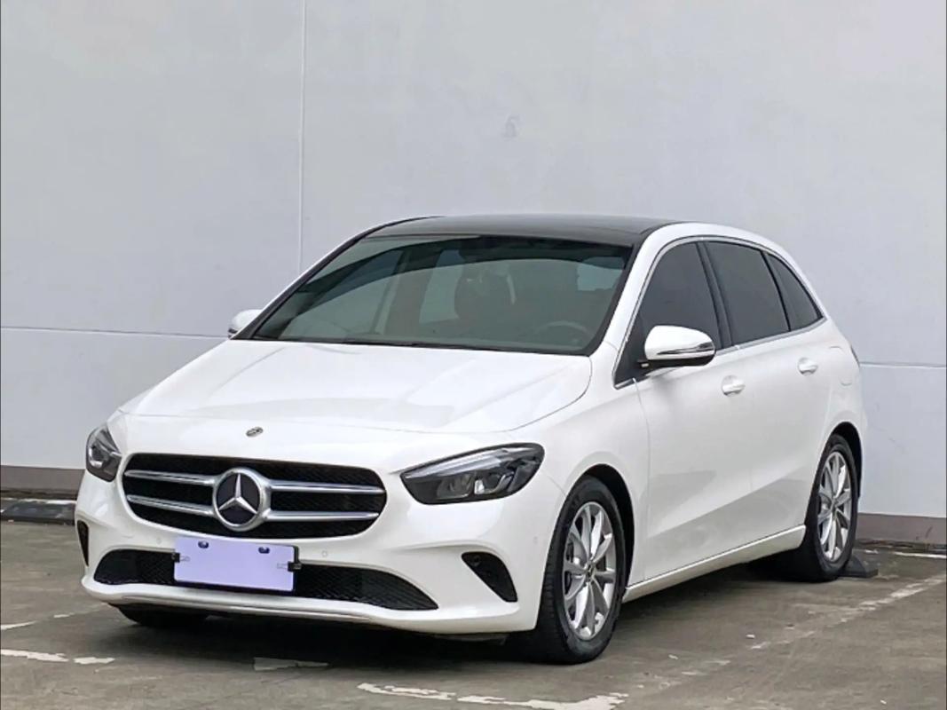 奔驰b200值得买吗