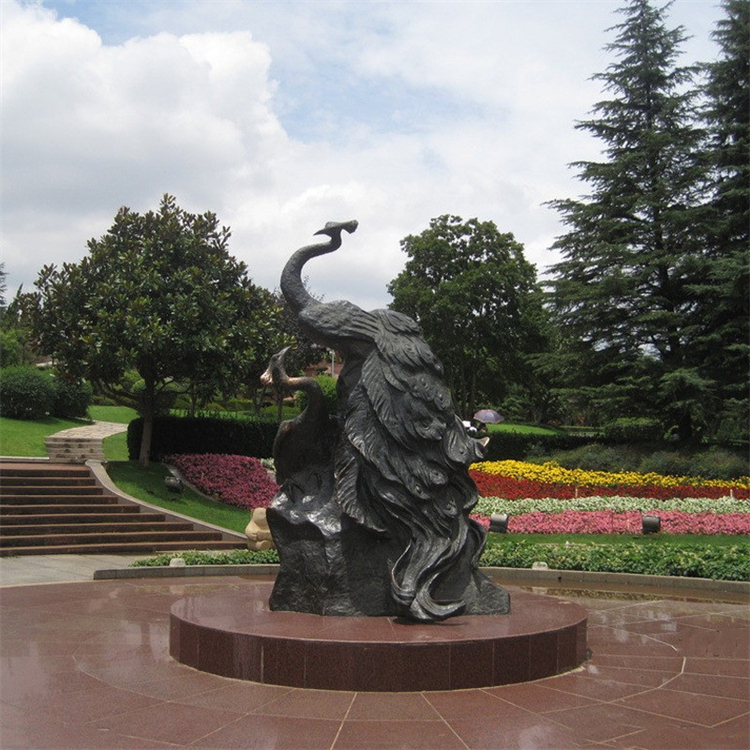 不锈钢孔雀雕塑,动物雕塑孔雀大全