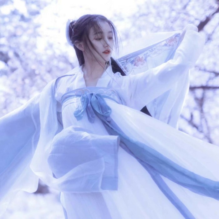 《重生年代做团宠大佬》桀骜不驯的顾家太子爷,看上了重生的她!
