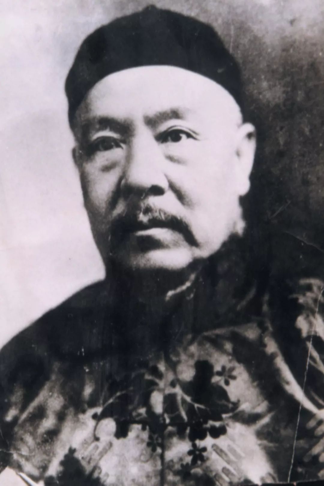 闪电手张占魁教韩慕侠八卦拳,为何后来,韩慕侠却跟人学反八卦拳