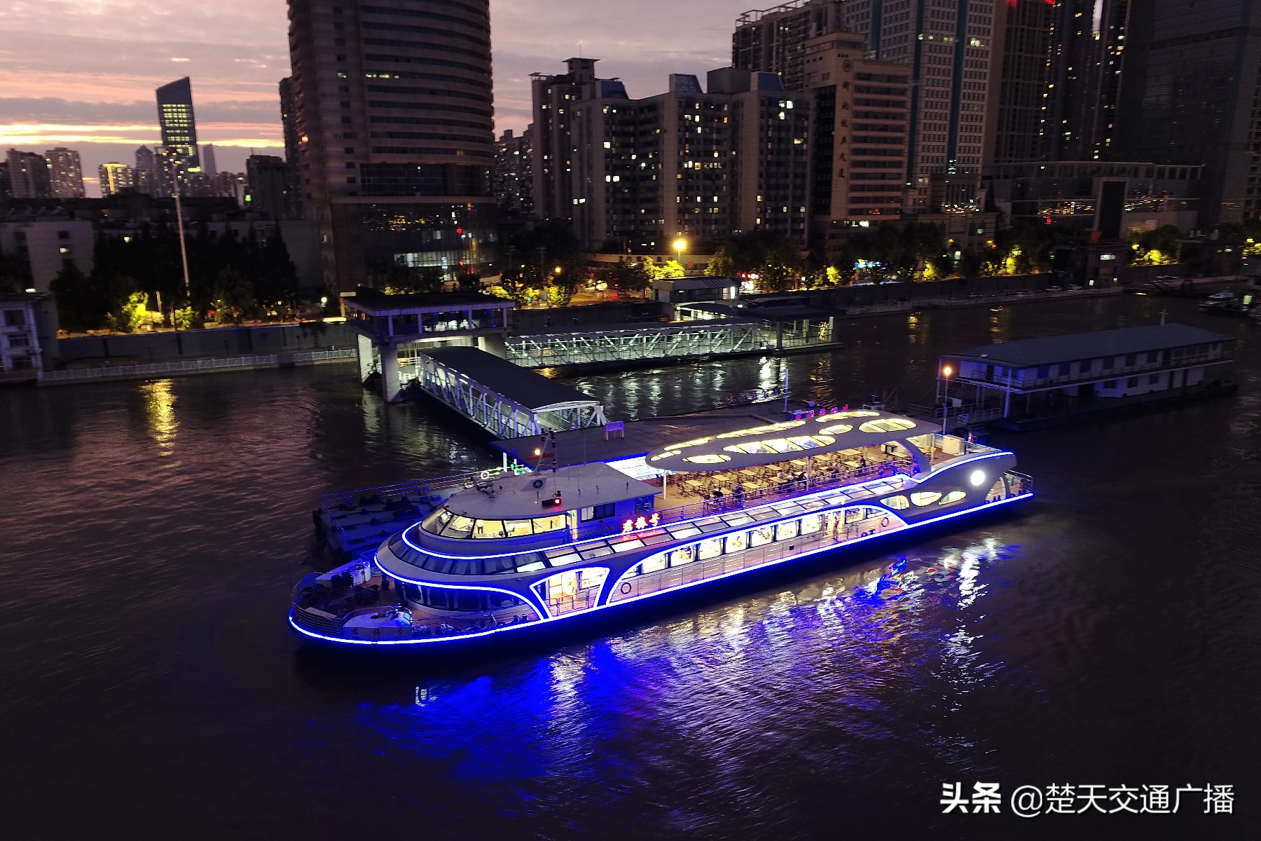 本月19日起,武汉轮渡再恢复4条航线