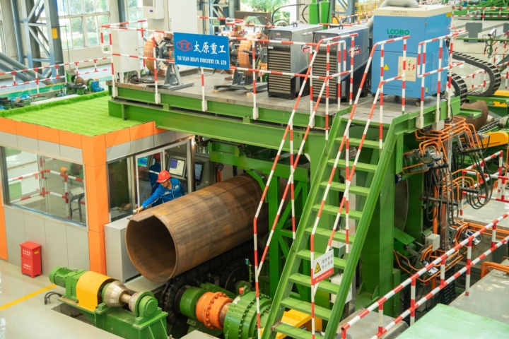 全球首条双工艺新能源焊管生产线在秦建成投产