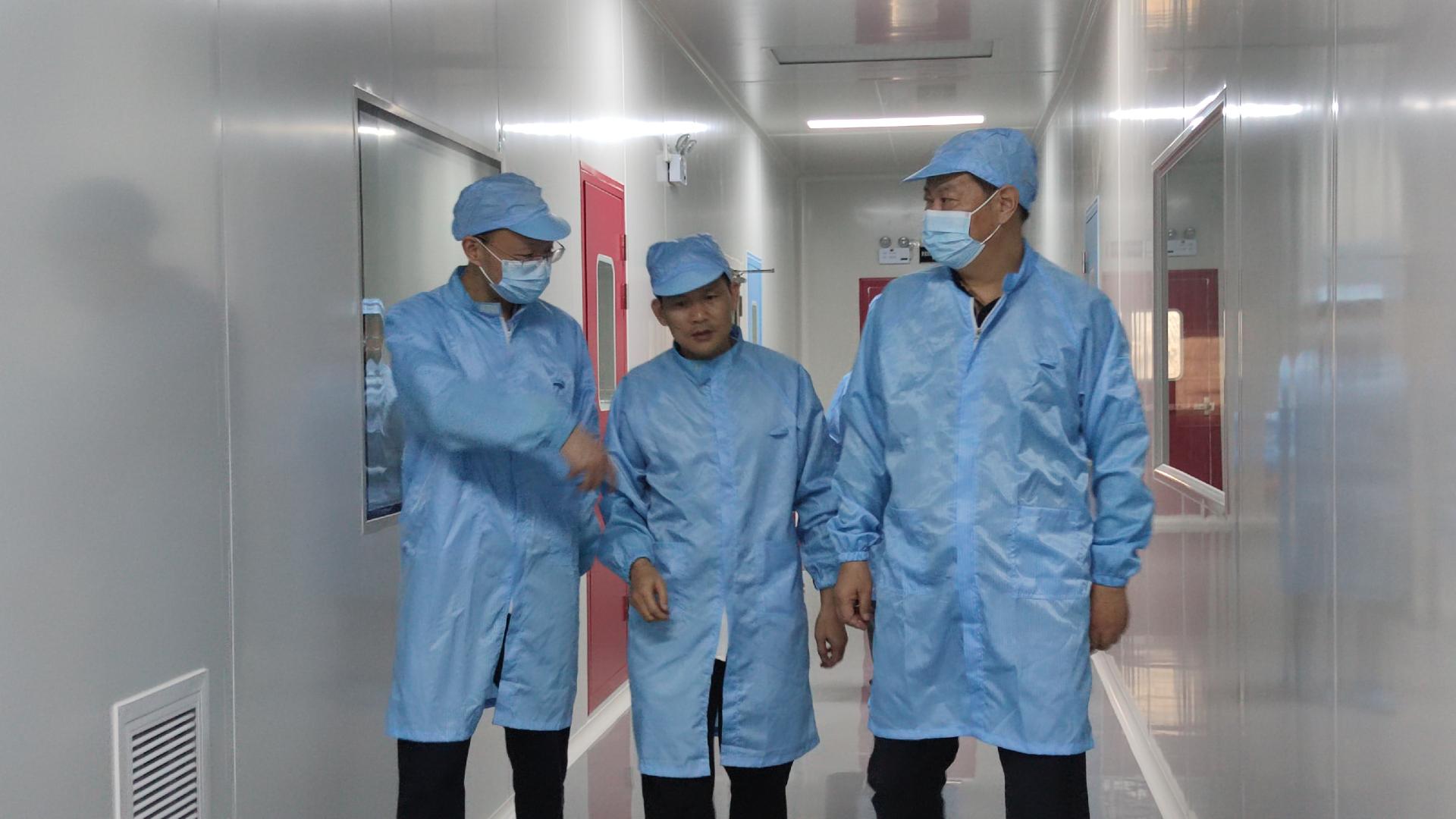 市发改委主任翁晔深入联系服务企业走访调研