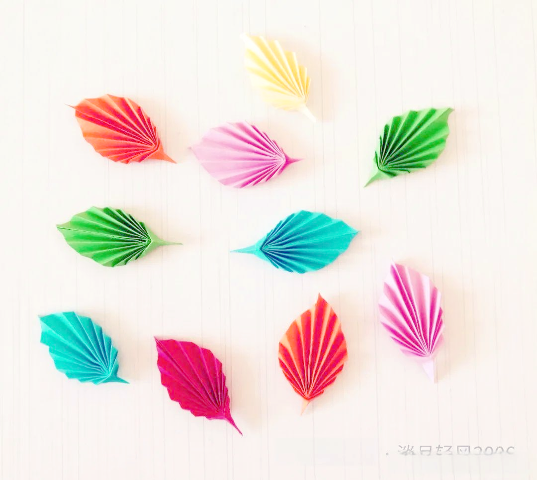 用彩色卡纸制作可爱的叶子,简单易学,美观实用