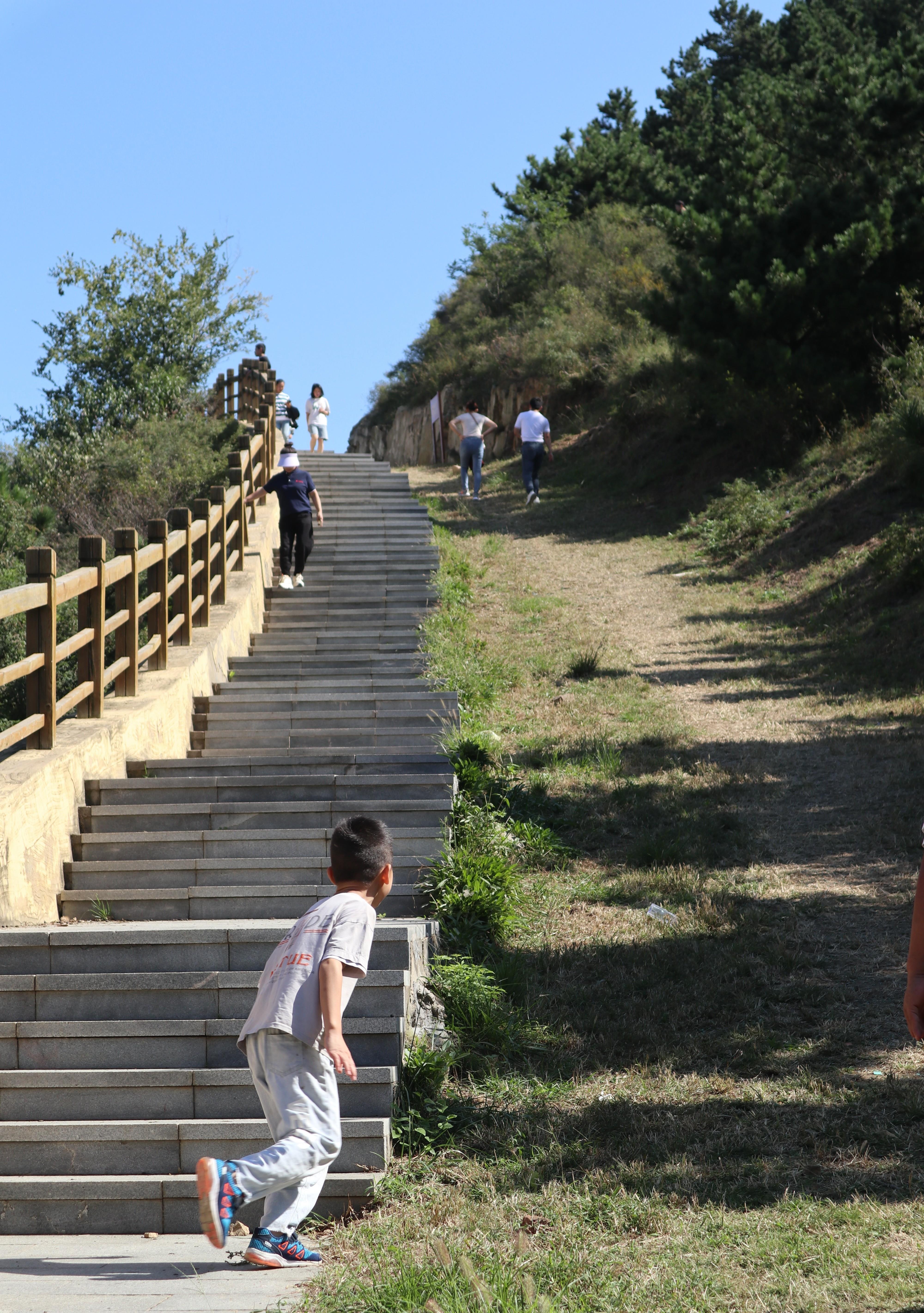 骄傲即墨:马山石林