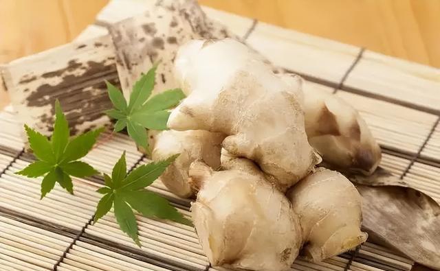 生姜能治失眠吗(生姜可以治失眠吗,咋用法)