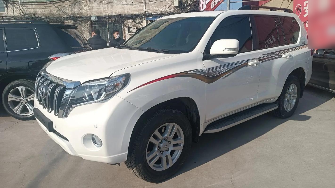 不仅如此,预计在年底,国产霸道4000和4700还将进行配置升级,而全新的