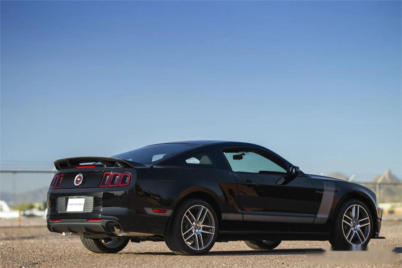收藏家们的挚爱,2013款福特野马boss 302限量版