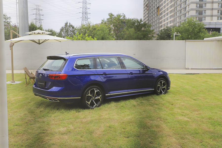 r基因加持,经典传承!实拍大众进口新蔚揽旅行轿车