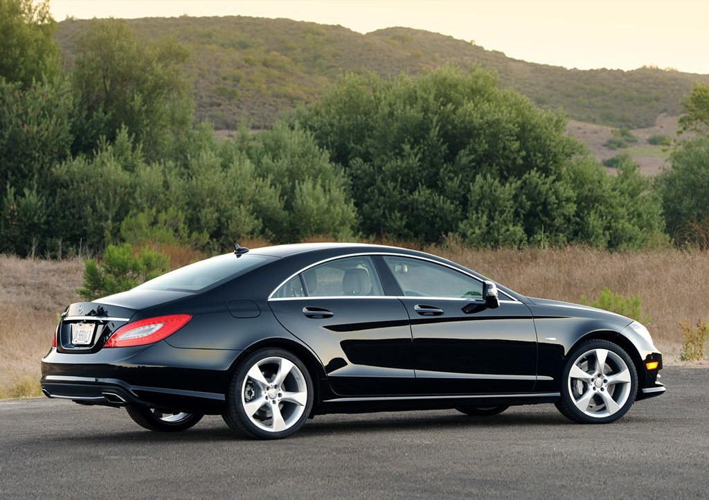 每日经典车回顾:恶魔之眼,第一代奔驰cls