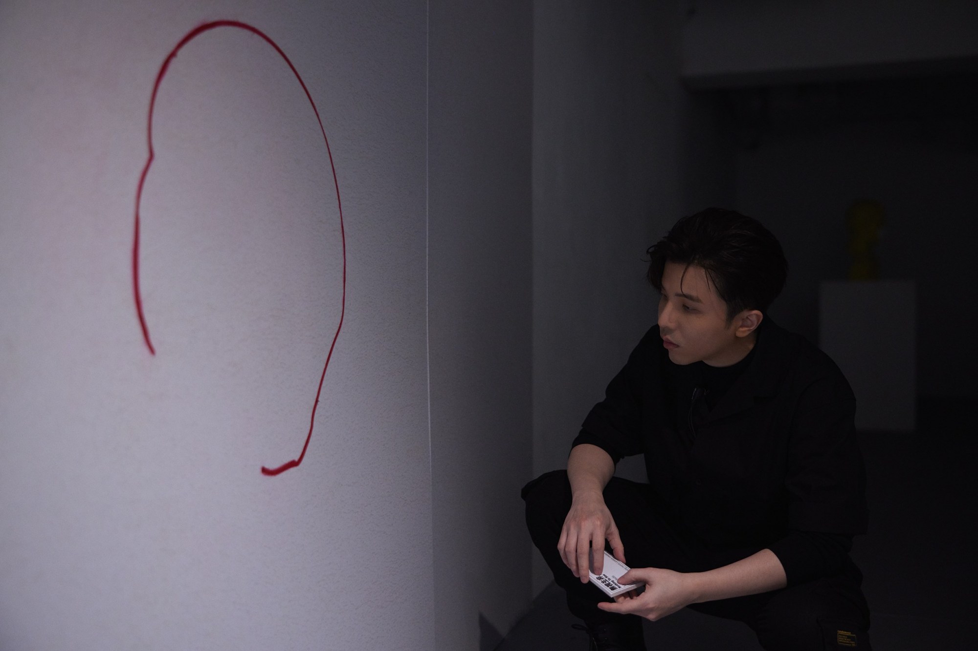 小宇-宋念宇睽违四年全新专辑《无视 be nothing》mv从无心之意演变成