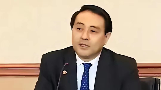 贪得无厌,好色成瘾的林崇中,被判10年,却仍然逍遥法外