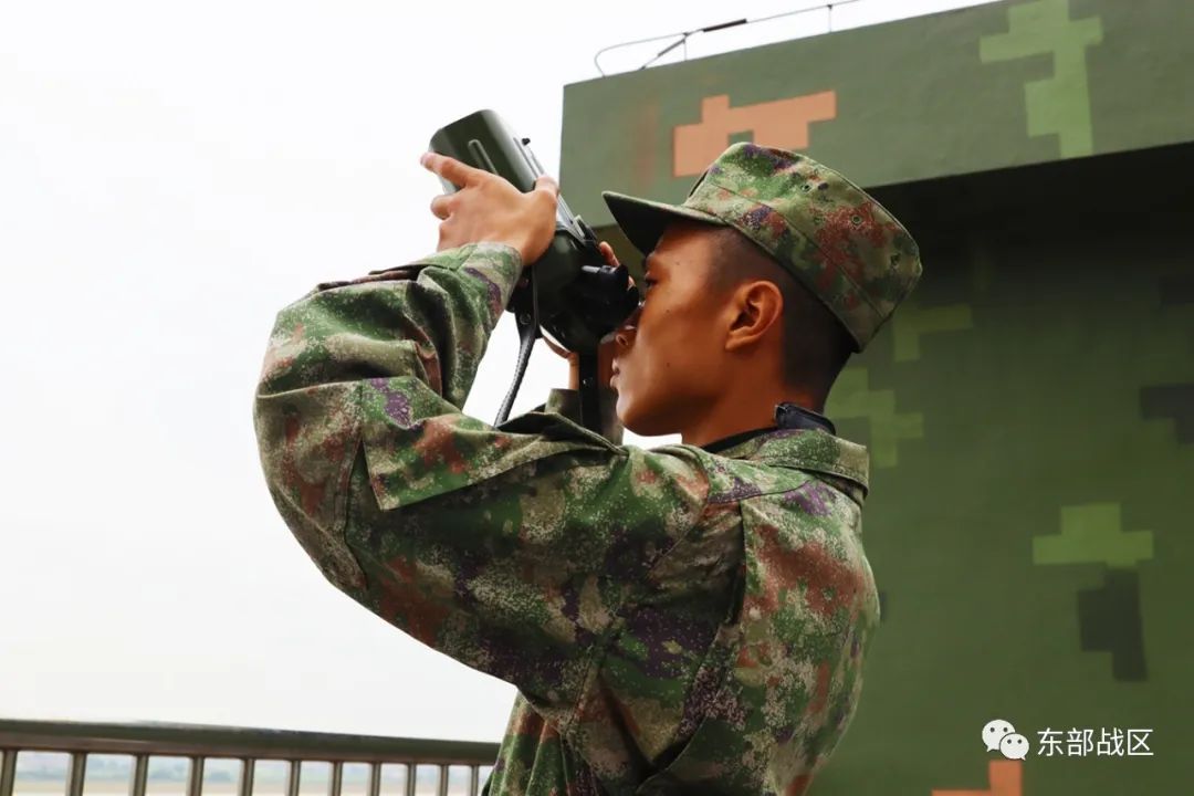 武警航空兵图片