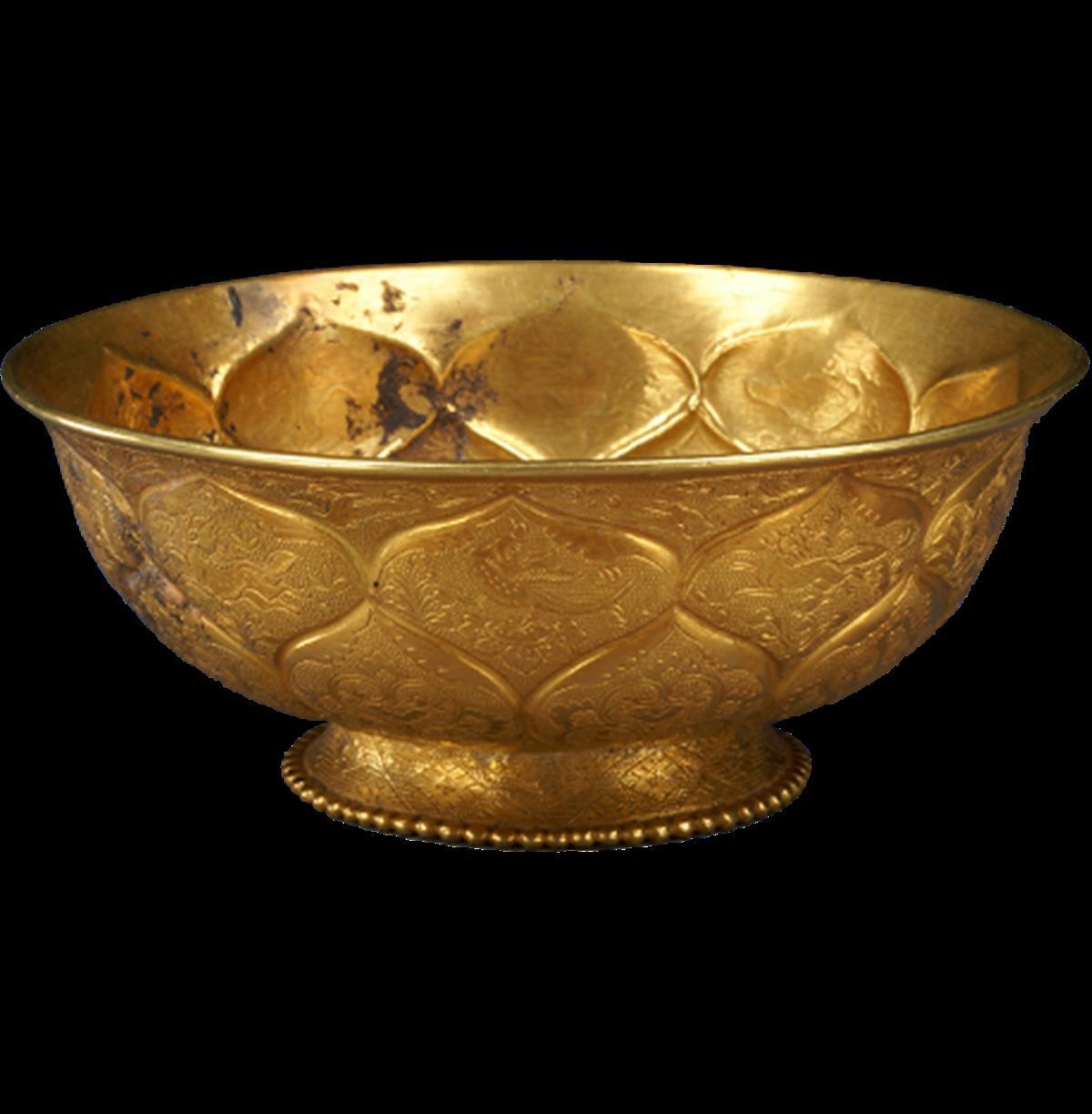 鸳鸯莲瓣纹金碗 陕西历史博物馆藏.png