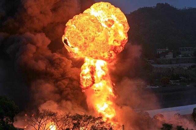 贝鲁特港口爆炸经济损失或达150亿美元,硝酸铵威力为何像核爆?