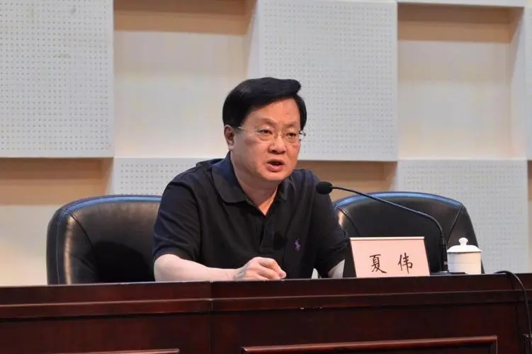 李晓鹏被"双开"治家不严,家风不正!杜国盛也被查,谁也逃不过