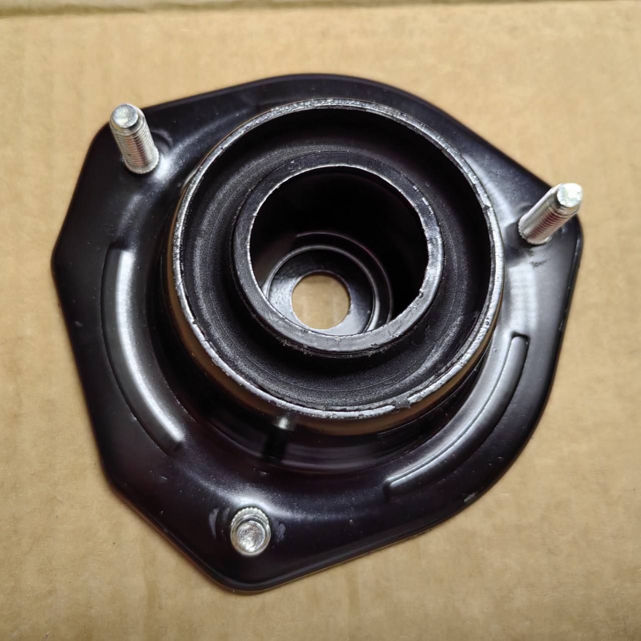 减震器顶胶自己能换吗?